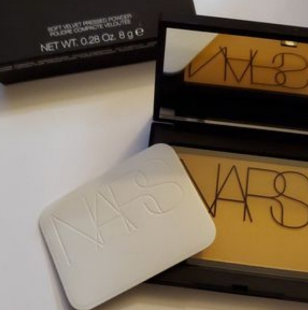 NEW & Authentic NARS Soft Velvet Powder